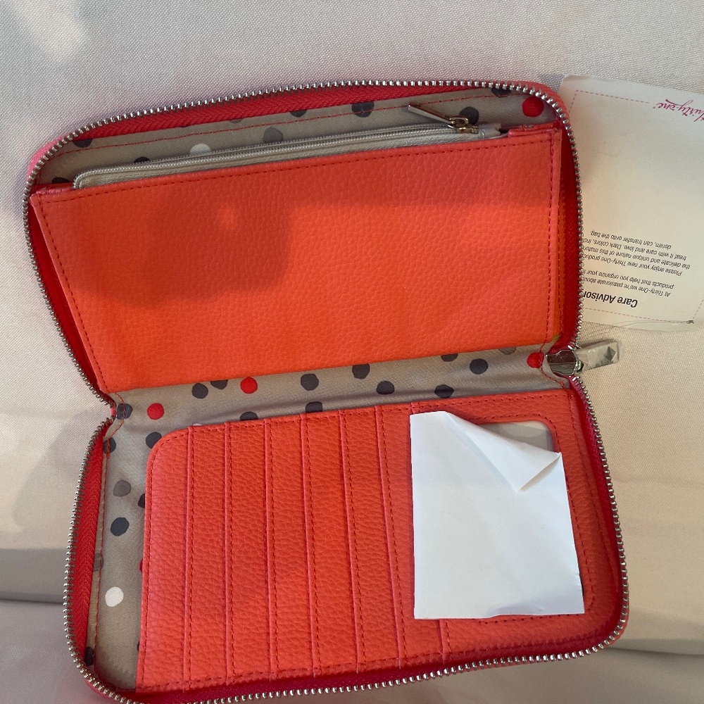 Thirty-One All About the Benjamin Wallet